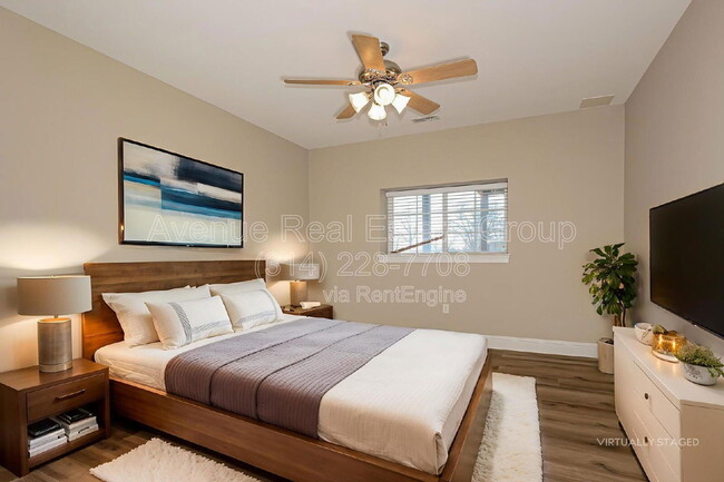 Building Photo - 8914 Hilltop Manor Dr