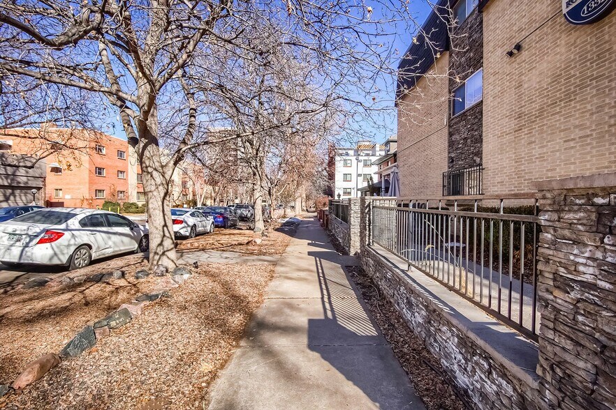 Building Photo - 1332 N Williams St