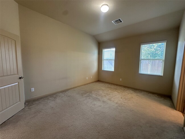 Building Photo - 5415 Sunfall Bend Ln