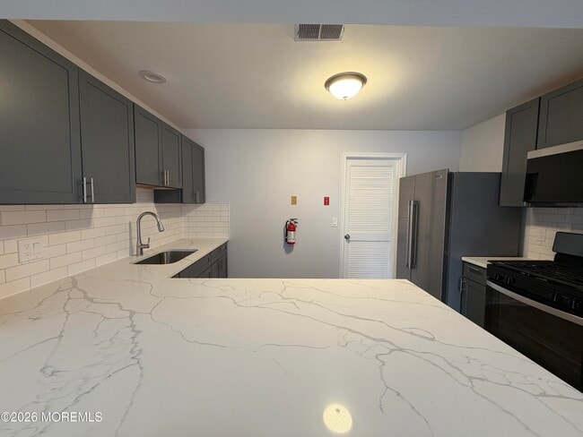 Building Photo - 6 Nashville Ct