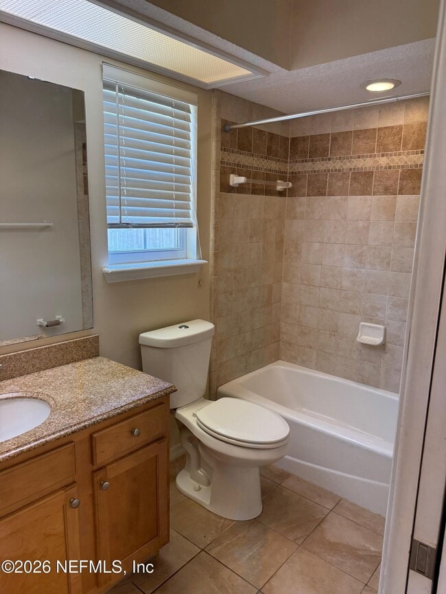 Building Photo - 6725 Newgate Cir E