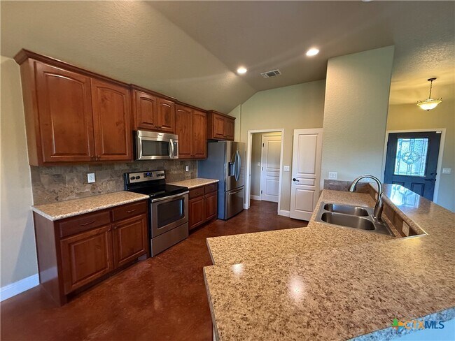 Primary Photo - 2011 Sungate Dr