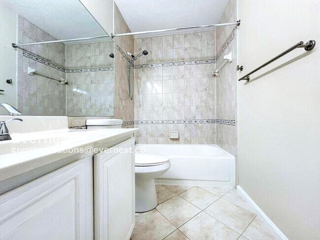 Building Photo - 12170 Cardamom Dr