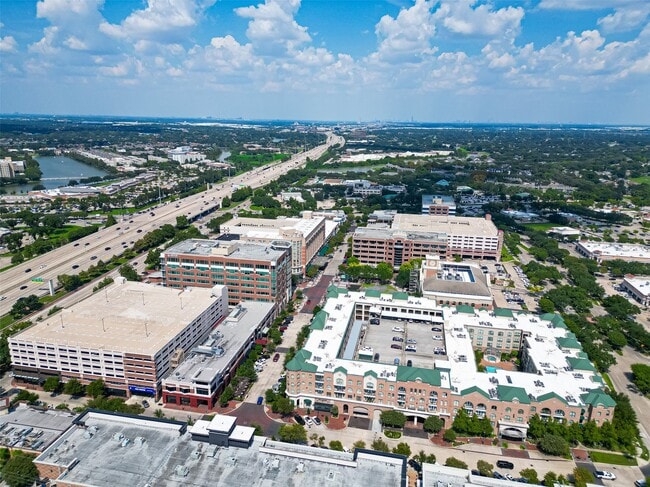 Building Photo - 2299 Lone Star Dr