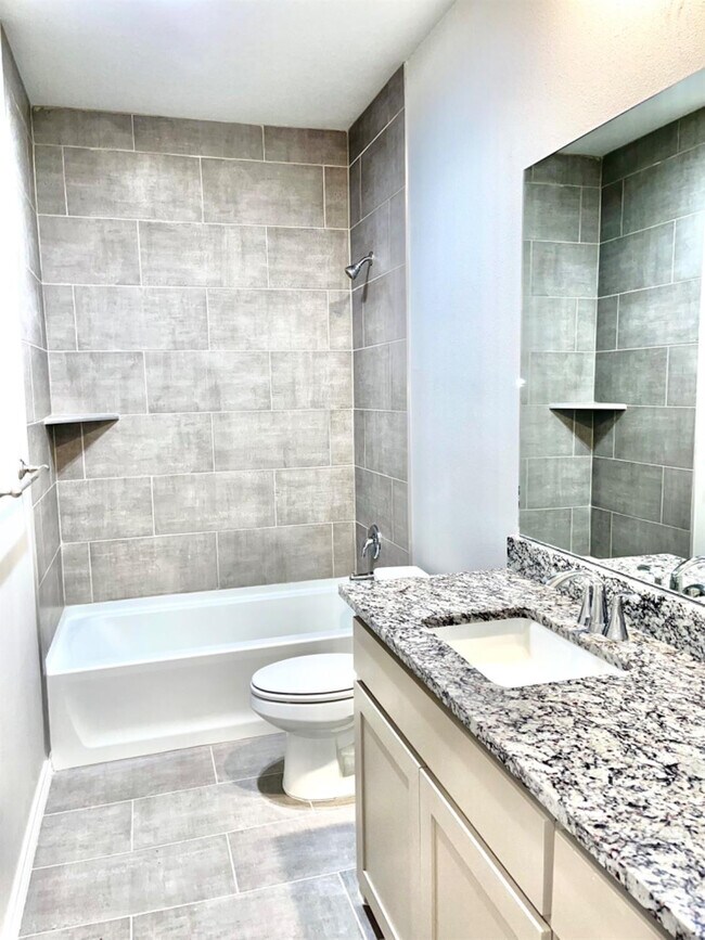 Building Photo - 7729 96th St