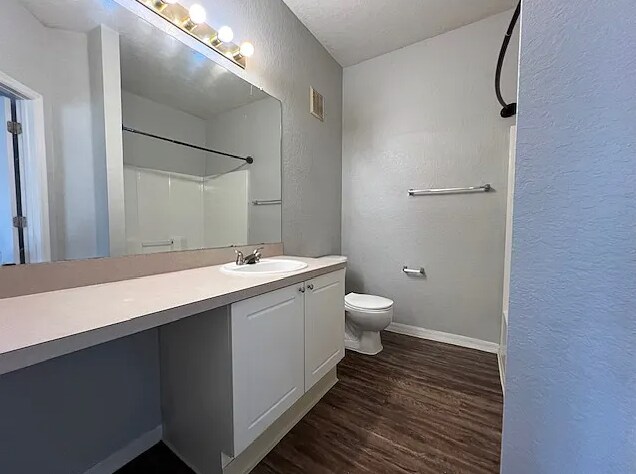 Building Photo - 821 Grand Regency Pointe
