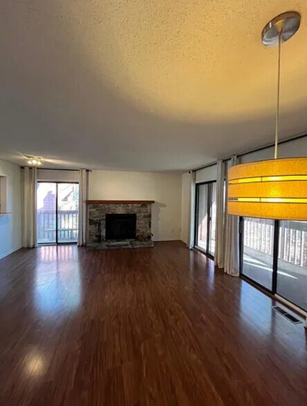 Building Photo - 119 Cedar Forest Trl