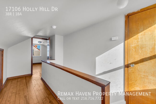 Building Photo - 17106 Holly Hill Dr