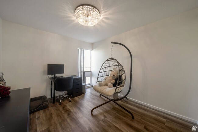 Building Photo - GORGEOUS MURRAY CONDO!!!