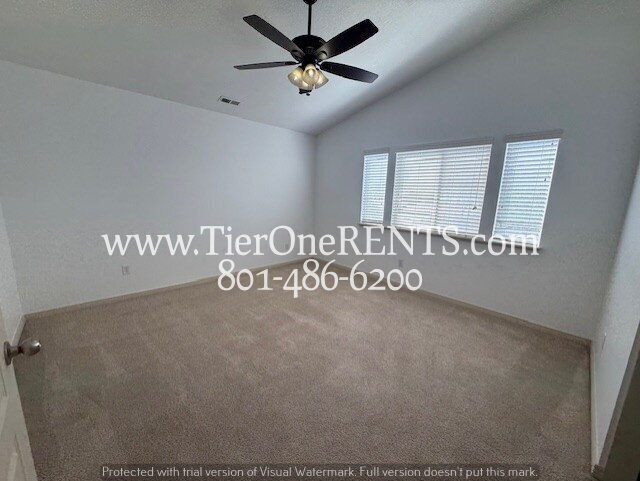 Building Photo - NO DEPOSIT option available for qualified renters!
