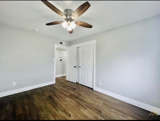 Building Photo - REMODELED 3 bed 2 bath in SW