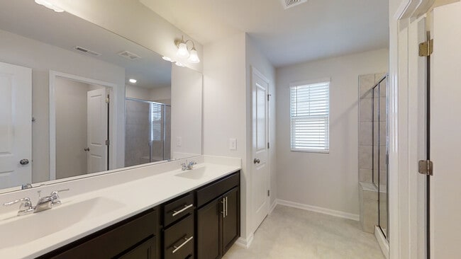 Building Photo - 121 Velten Ridge Dr