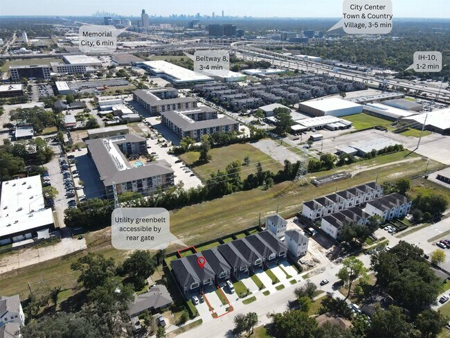 Building Photo - Wycliffe Dr.