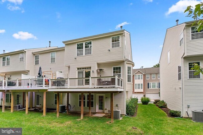 Building Photo - 7592 Cherrybark Oak Ln