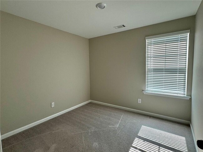 Building Photo - 4747 Waxwing St
