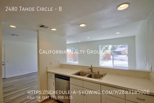 Building Photo - 2480 Tahoe Cir