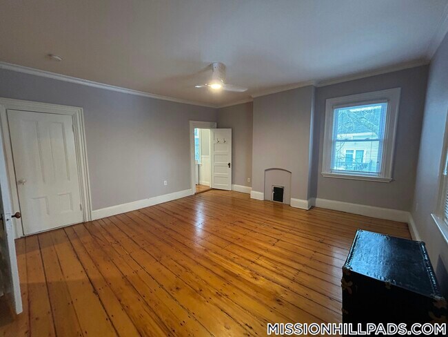 Building Photo - 1 Pickering Ave