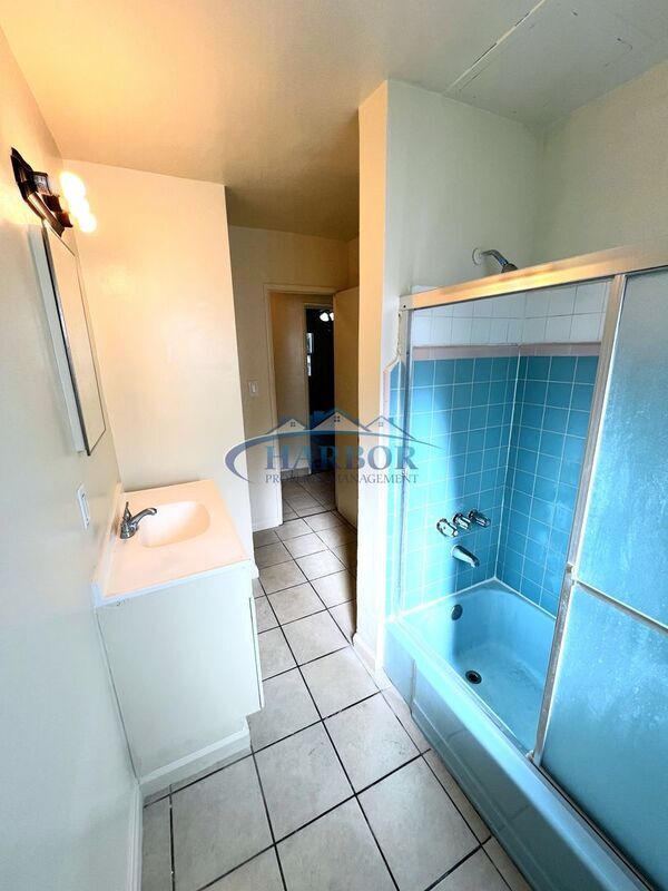 Building Photo - 22728 Harvard Blvd