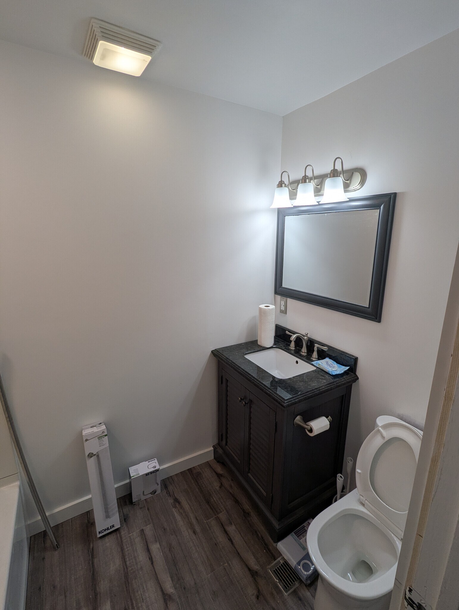 Building Photo - 4527 Hanover Ave