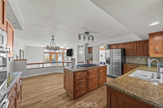 Building Photo - 4 Woodhaven Dr