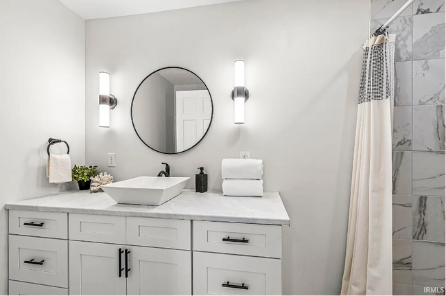 Building Photo - 19303 Summers Dr