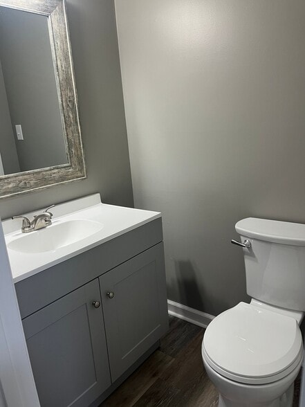 Building Photo - 108 Shady Brook Dr