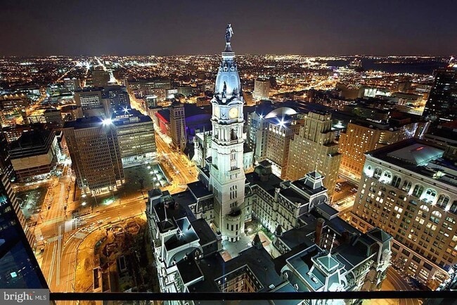 Building Photo - 1414 S Penn Square