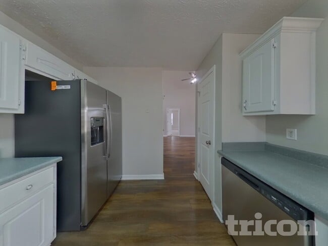 Building Photo - 1195 Misty Meadows Way