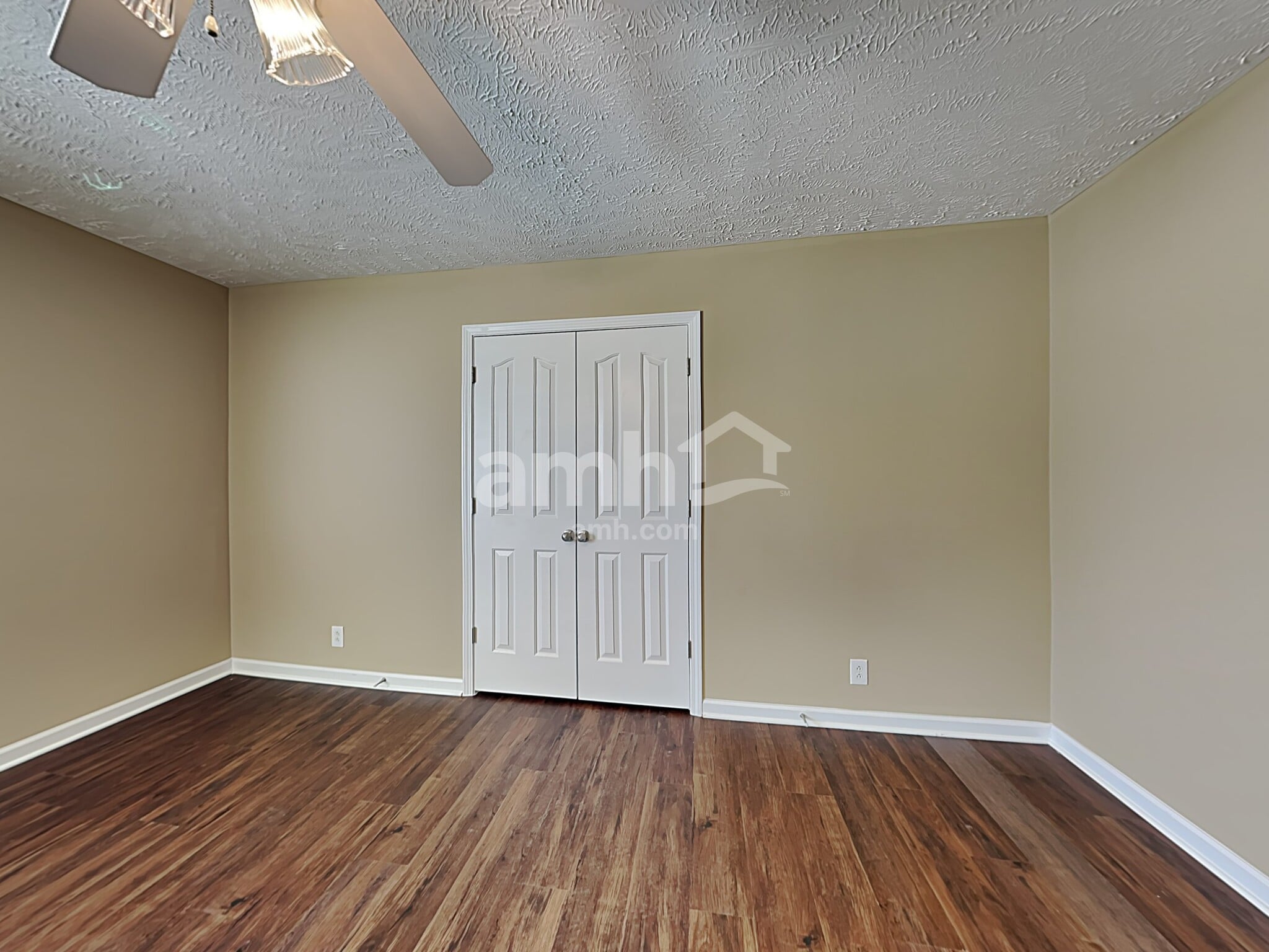 Building Photo - 1802 Potters Ct