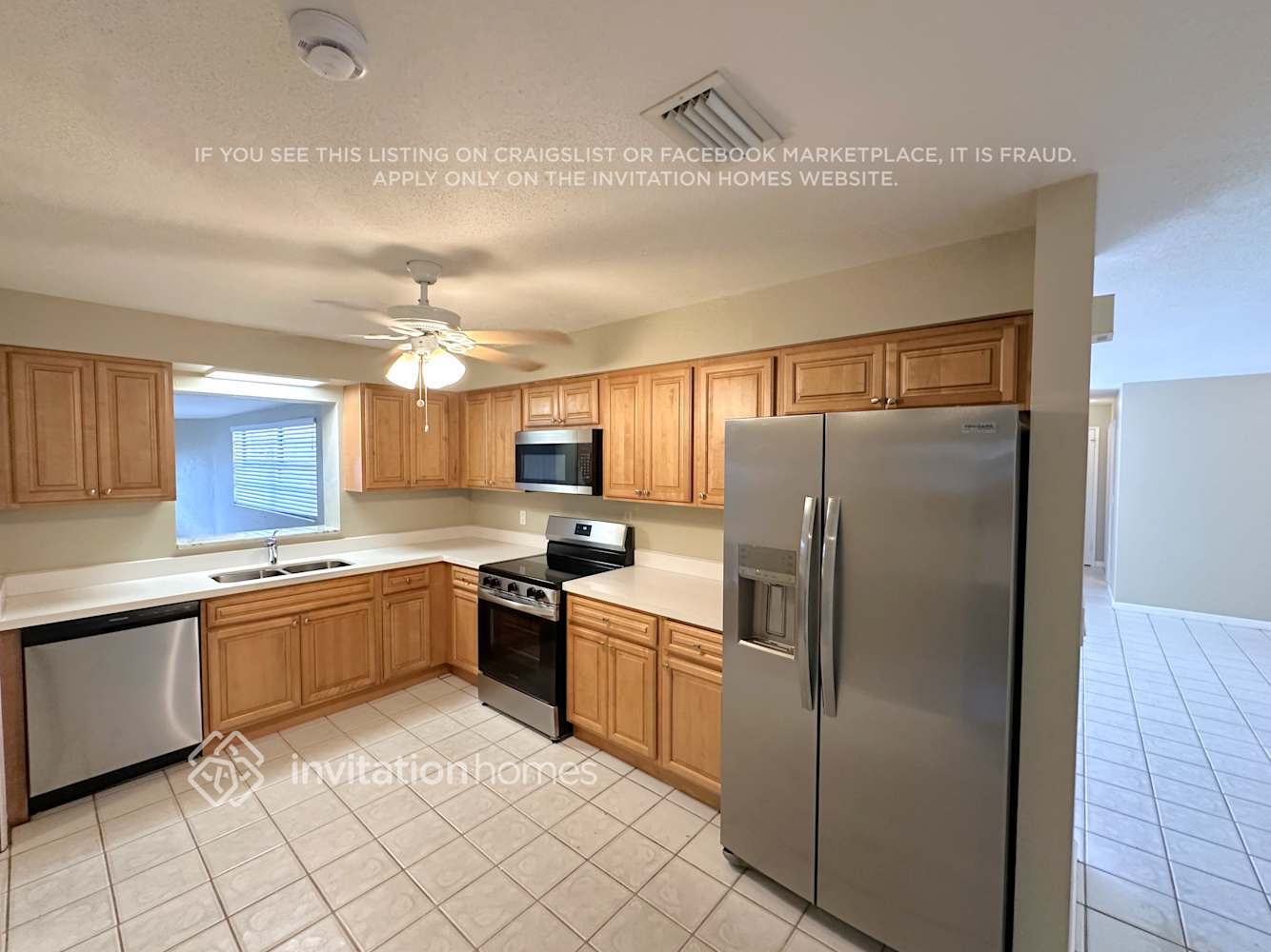Building Photo - 2540 SW 11th Ct