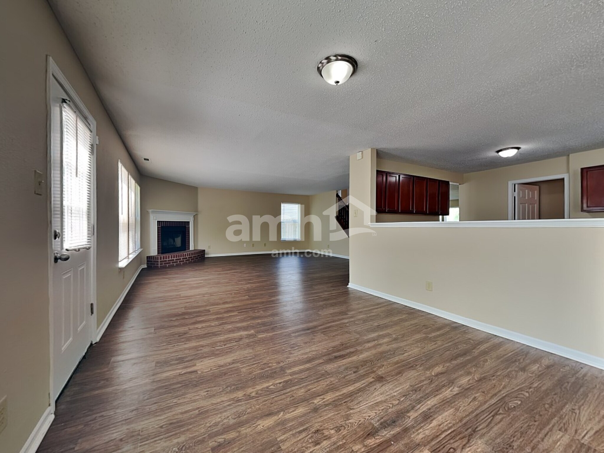 Building Photo - 10421 Parmer Cir