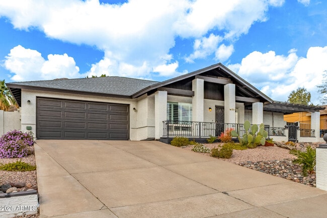 Building Photo - 15014 N 20th St