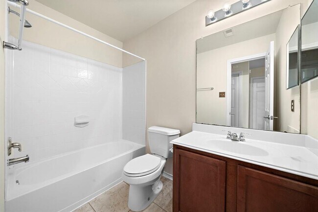Building Photo - 3315 Victorian Manor Ln