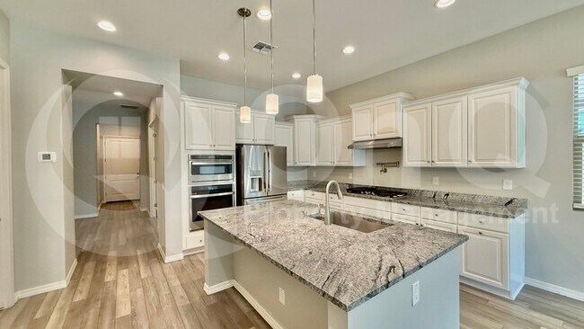 Building Photo - 3951 E Pinto Dr