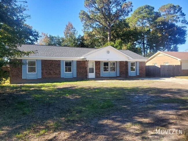 Building Photo - 501 Harris Rd