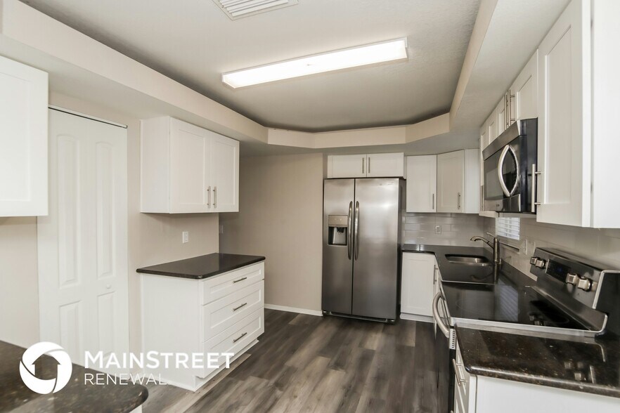 Building Photo - 2389 Ricky Rd