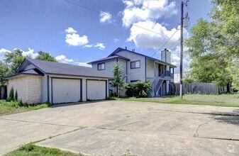 Building Photo - 1900 Rawhide Dr