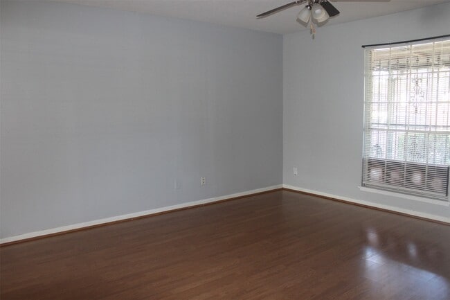 Building Photo - 3911 Bethel Blvd