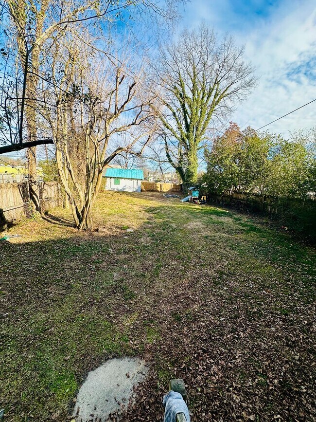 Building Photo - Gorgeous 4bdrm/1.5bth Home Located on Seminary Avenue in Richmond's North Side!!