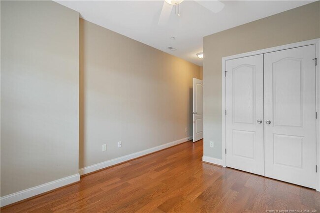 Building Photo - 1611 Bluffside Dr