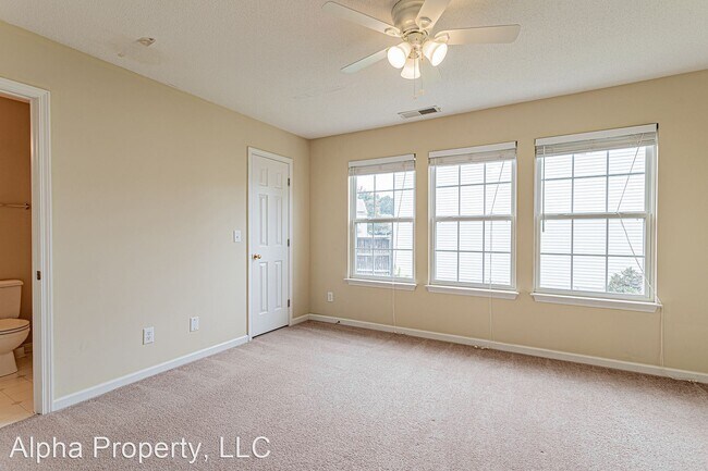 Building Photo - 2 br, 2.5 bath House - 111 Waterford Park Dr