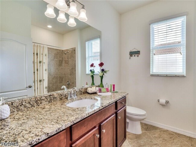 Building Photo - 10399 Prato Dr