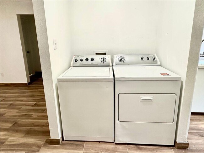 Building Photo - 13 Mile 17 1/2 Rd