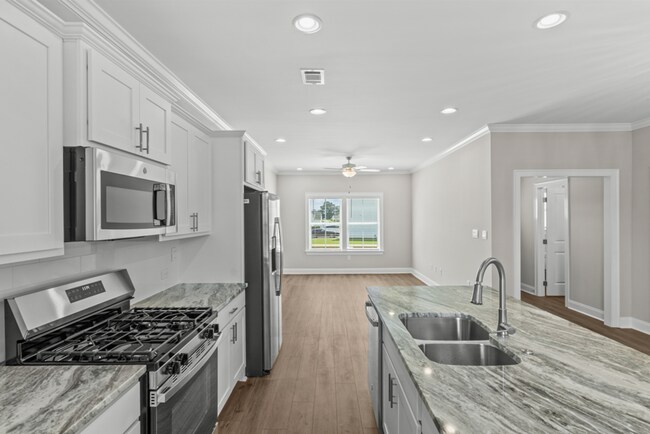 Building Photo - 200 Clifton Dr