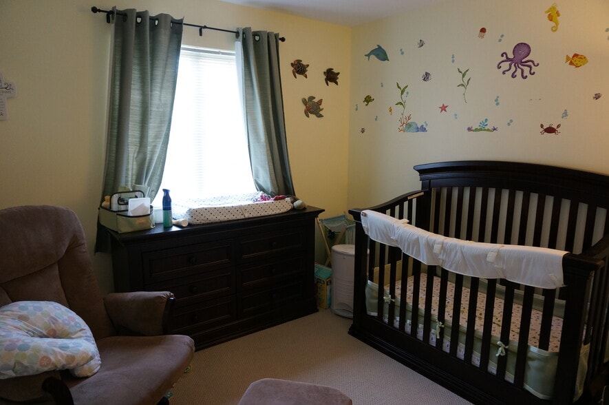 Building Photo - 200 Wheatsheaf Ln