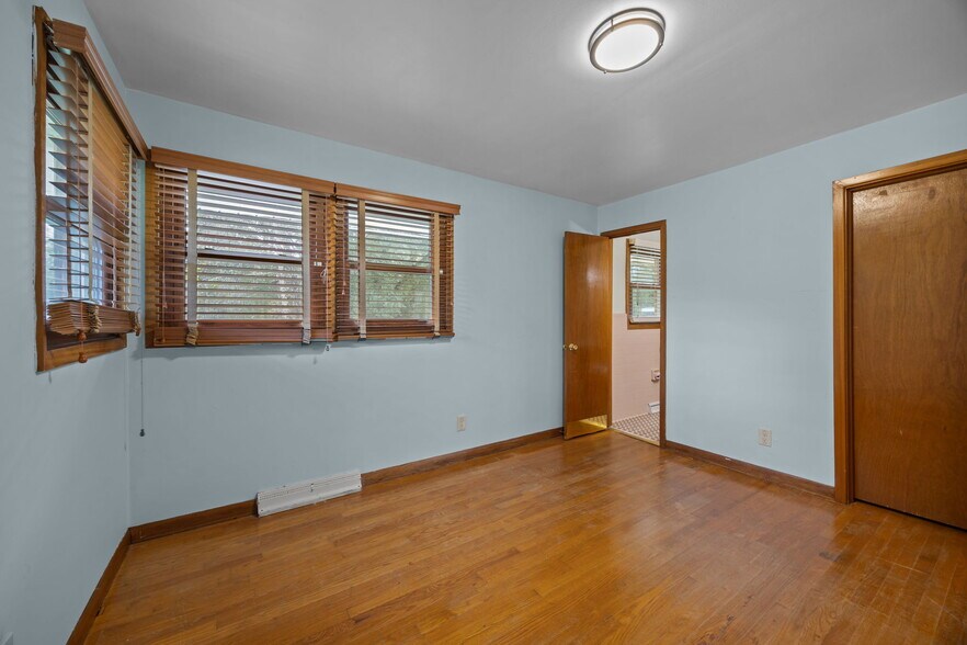 Building Photo - 4104 Jane Ln