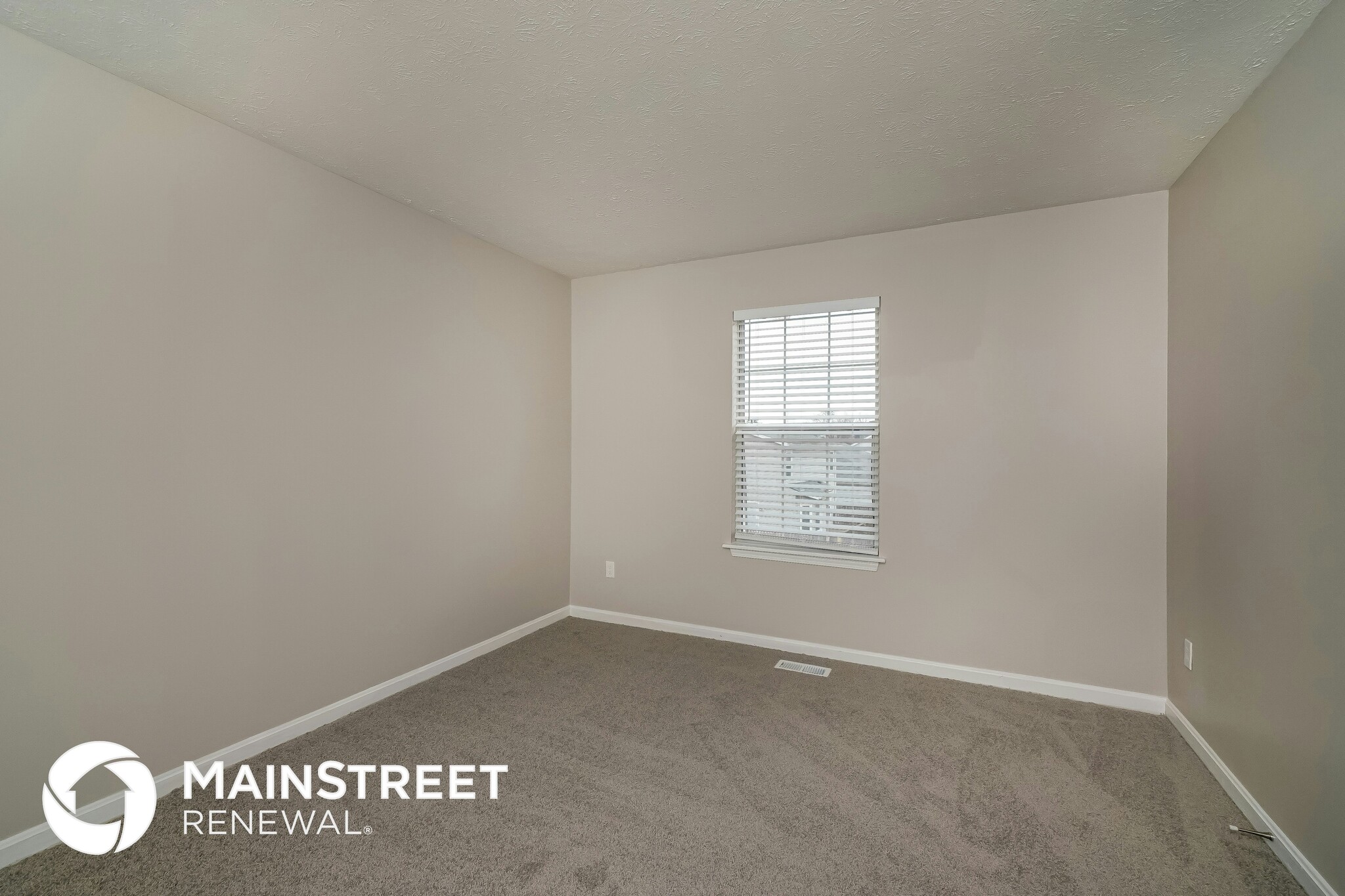 Building Photo - 4103 Willowview Blvd