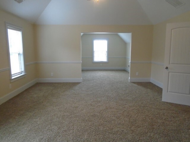 Building Photo - 381 Plymstock Dr
