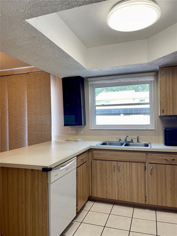 Building Photo - 6902 San Mateo Ct