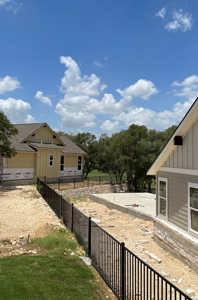 Building Photo - 131 Ace Ln